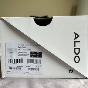 *BRAND NEW IN BOX* Size 10 Aldo Sandals